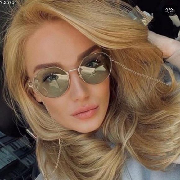 NWT Valentino 2043 - 3003/2 Chain Sunglasses - Picture 3 of 11